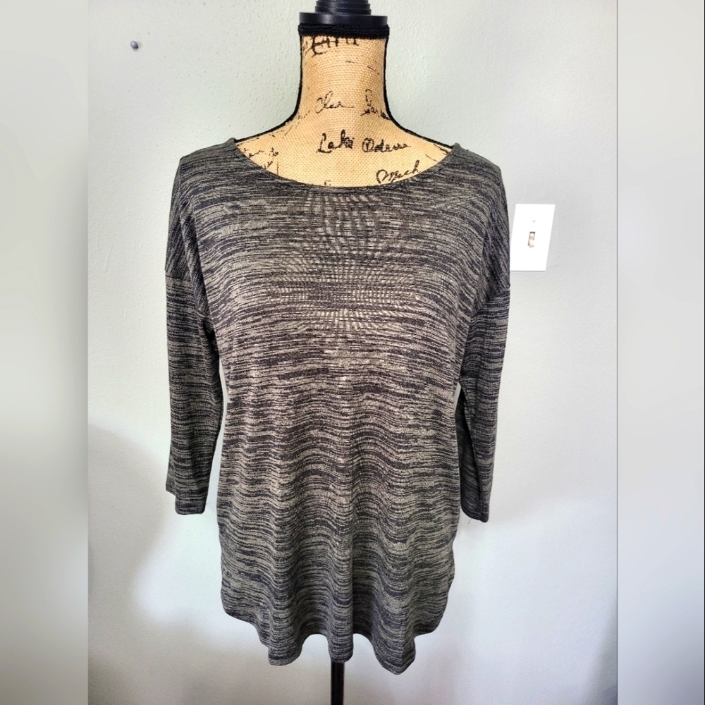 Attention Women's Olive Green heathered Lightweight Sweater 3/4 Sleeves